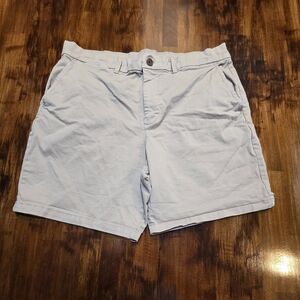 Gap 8" Vintage Chino shorts, men's size 34, Preppy, summer, old money